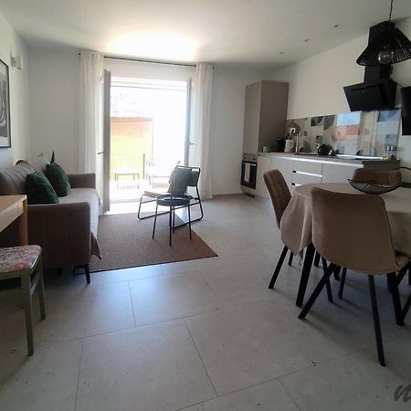 Eleven Appartement Šibenik Buitenkant foto