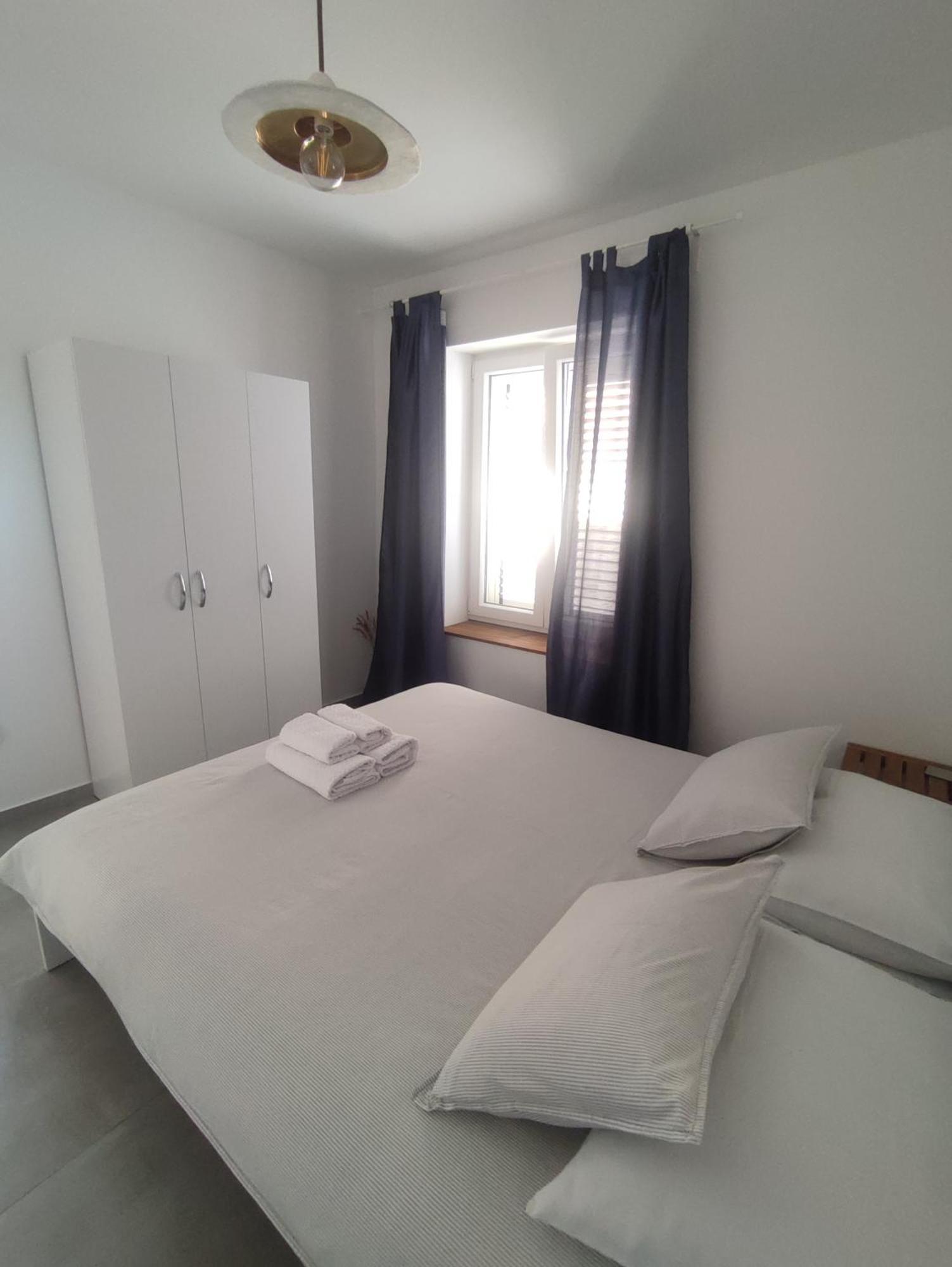 Eleven Appartement Šibenik Buitenkant foto